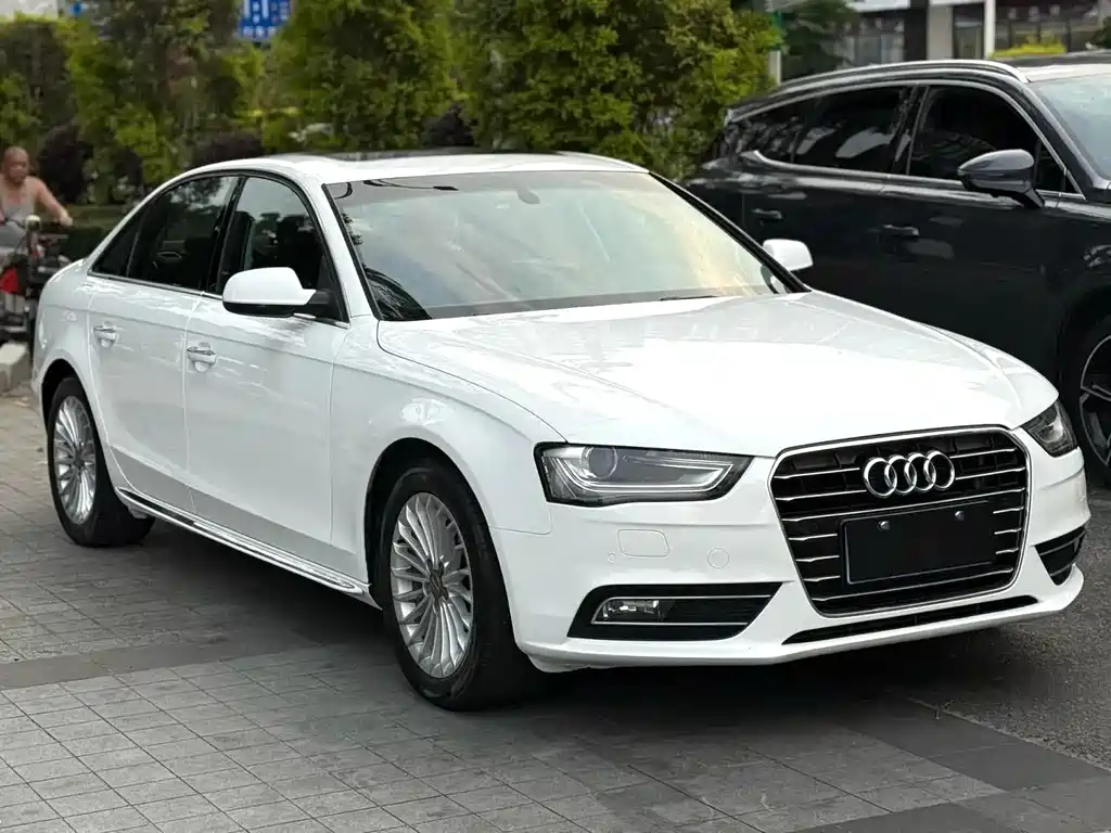 Audi A4L 2016