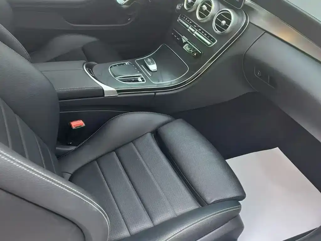 Mercedes-Benz C-Class 2019 — фото 9