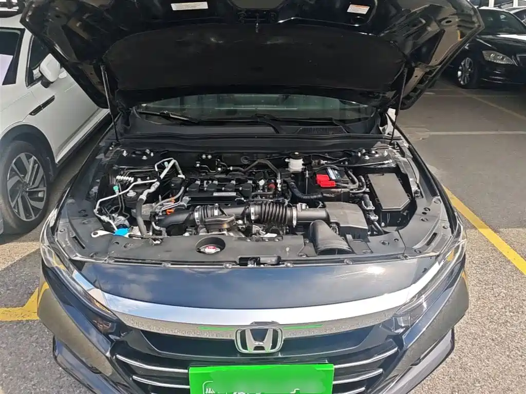 Honda Accord 2022 — фото 20