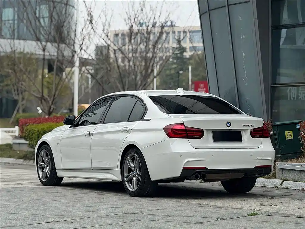 BMW 3 Series 2019