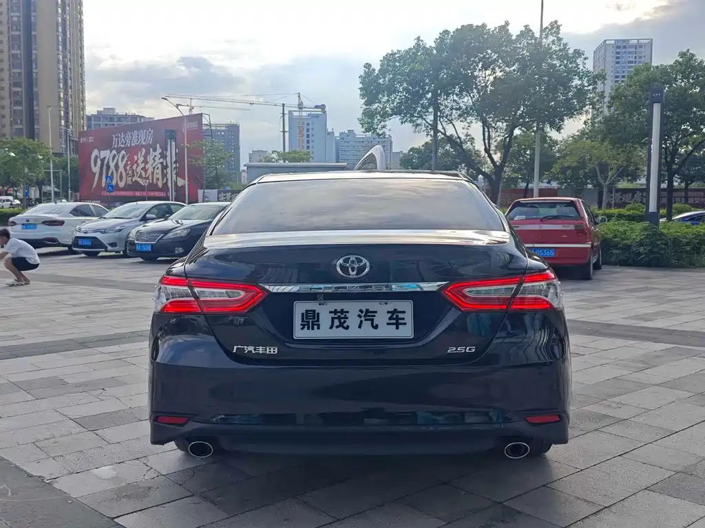 Toyota Camry 2020 — фото 5