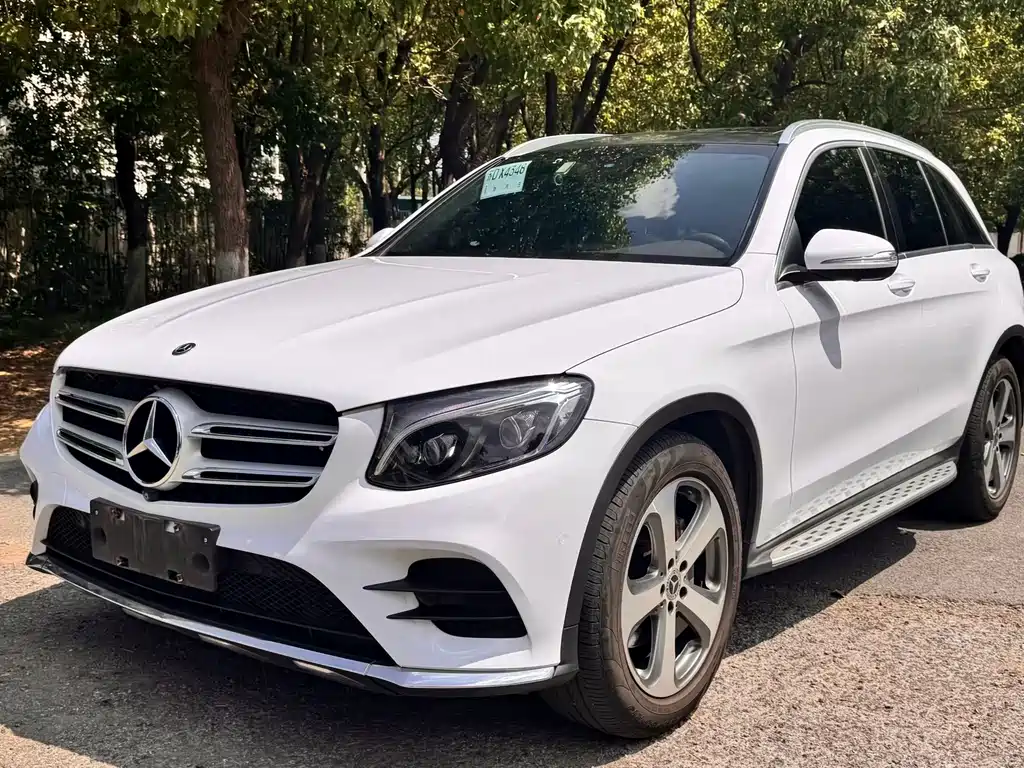 Mercedes-Benz GLC 2017 — фото 1