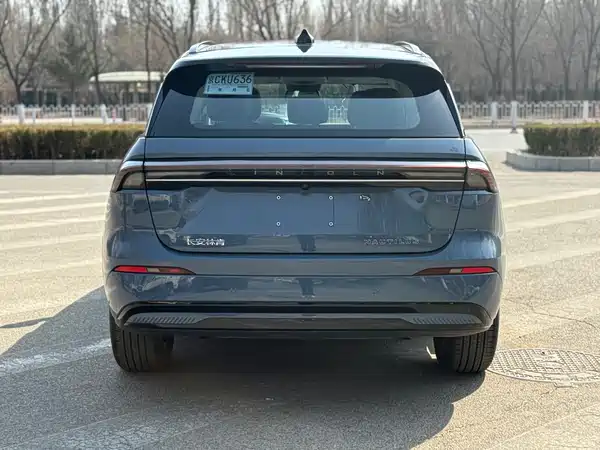 Lincoln Nautilus 2025