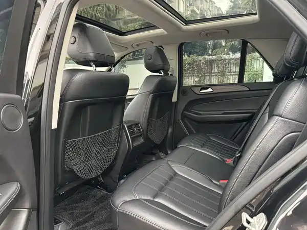 Mercedes-Benz GLE 2016