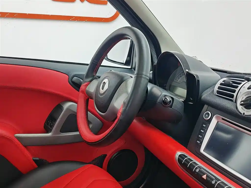 smart Fortwo 2015 — фото 22