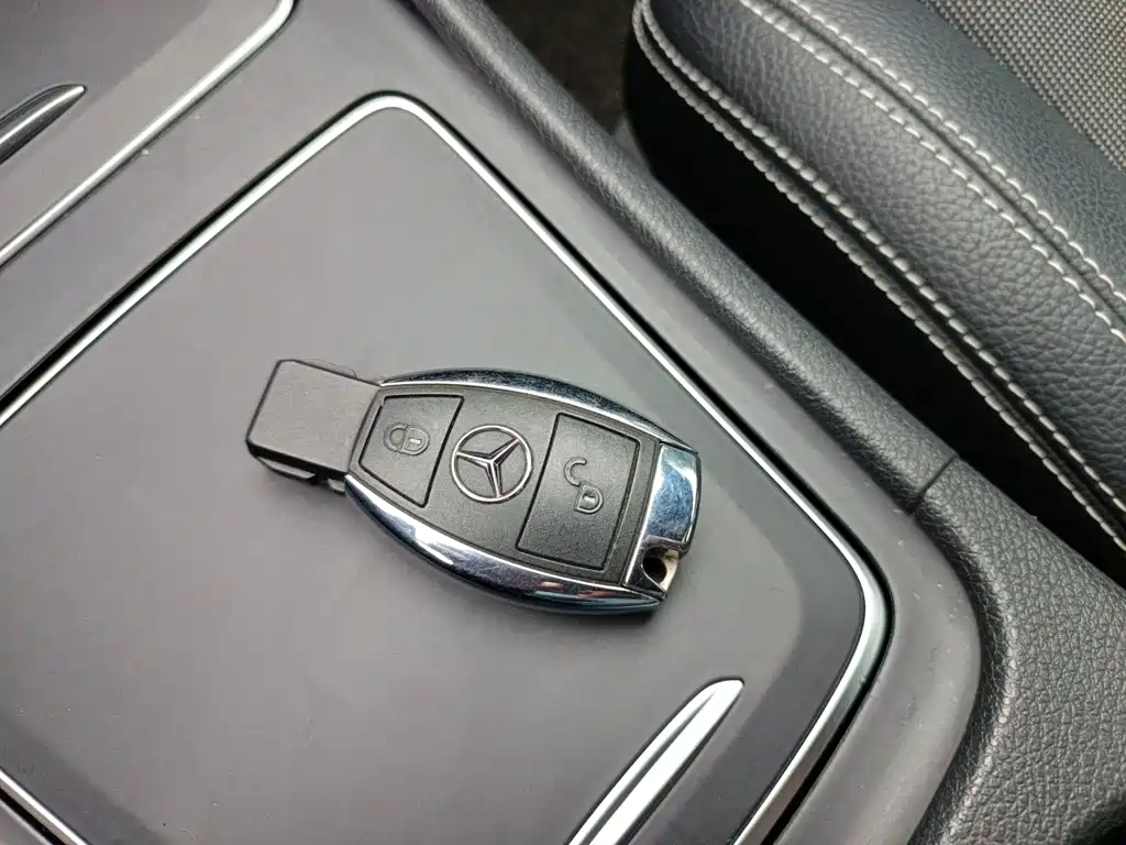 Mercedes-Benz A-Class 2016 — фото 17