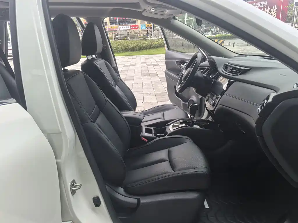 Nissan X-Trail 2019 — фото 10