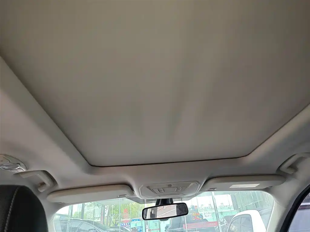 Ford Kuga 2015 — фото 11