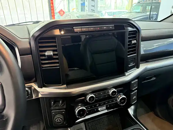 Ford F-150 Raptor 2023