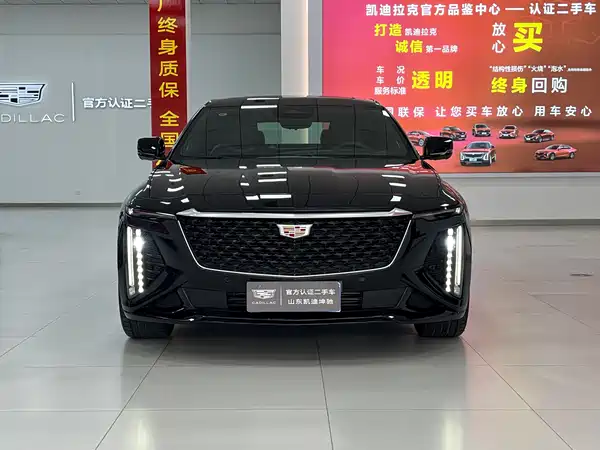 Cadillac CT6 2025