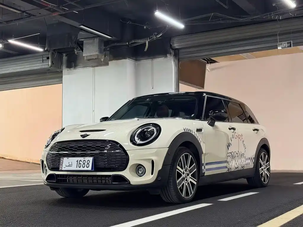 MINI Clubman 2022 — фото 1