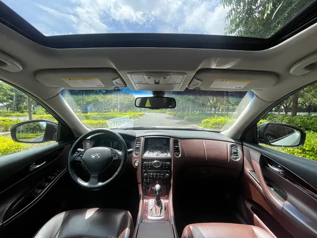 Infiniti QX50 2014
