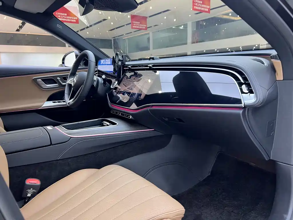 Mercedes-Benz E-Class 2025