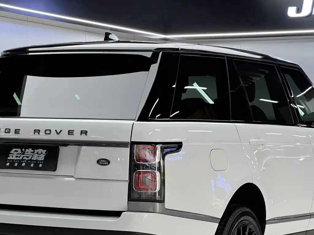 Land Rover Range Rover 2021 — фото 35