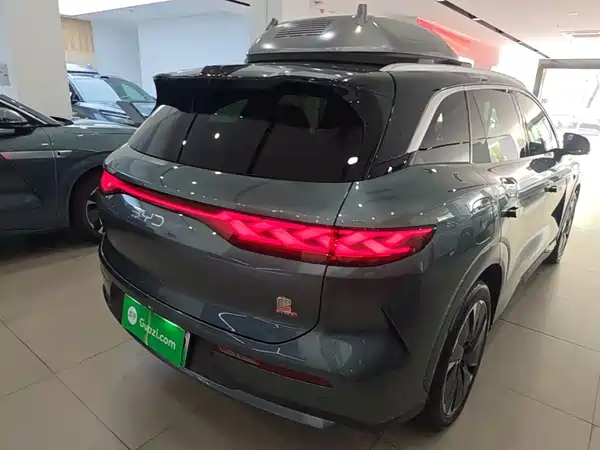 BYD Tang L 2025