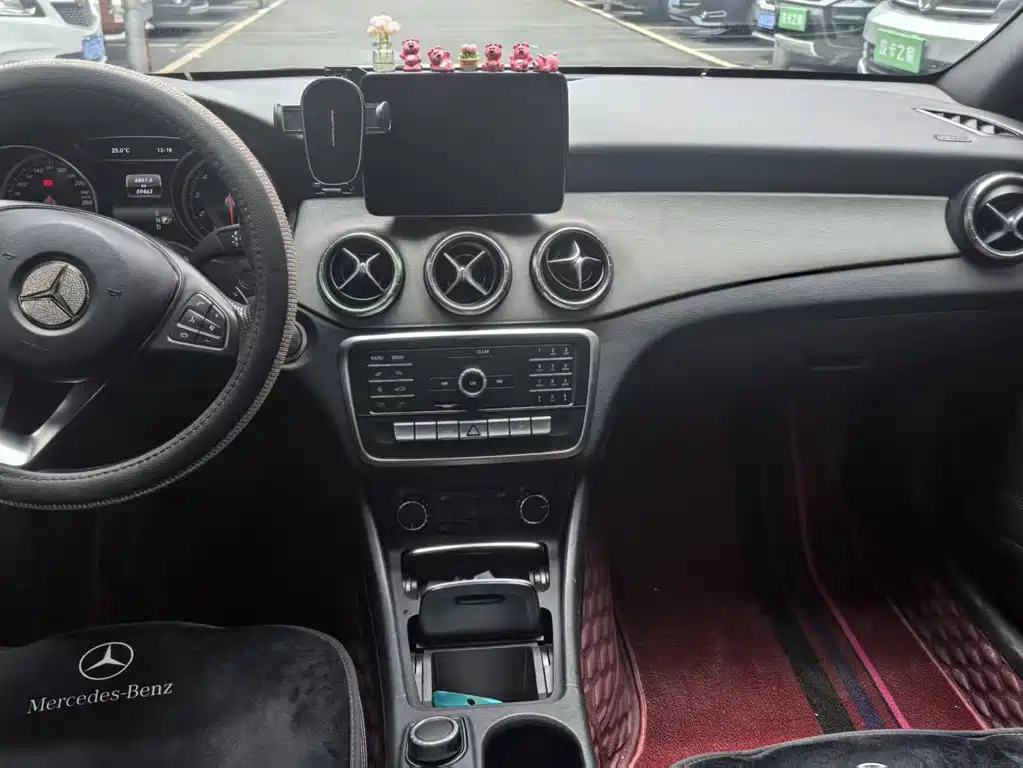 Mercedes-Benz CLA 2018