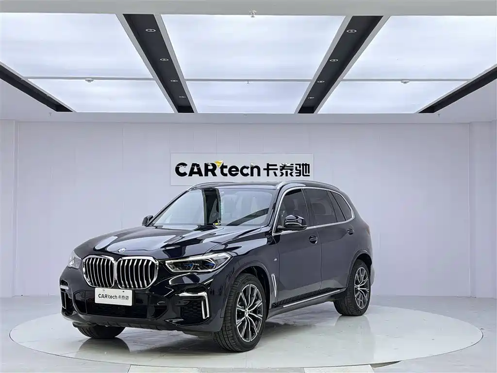 BMW X5 2023 — фото 1