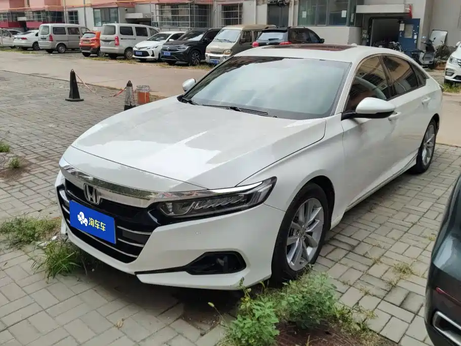 Honda Accord 2021 — фото 1