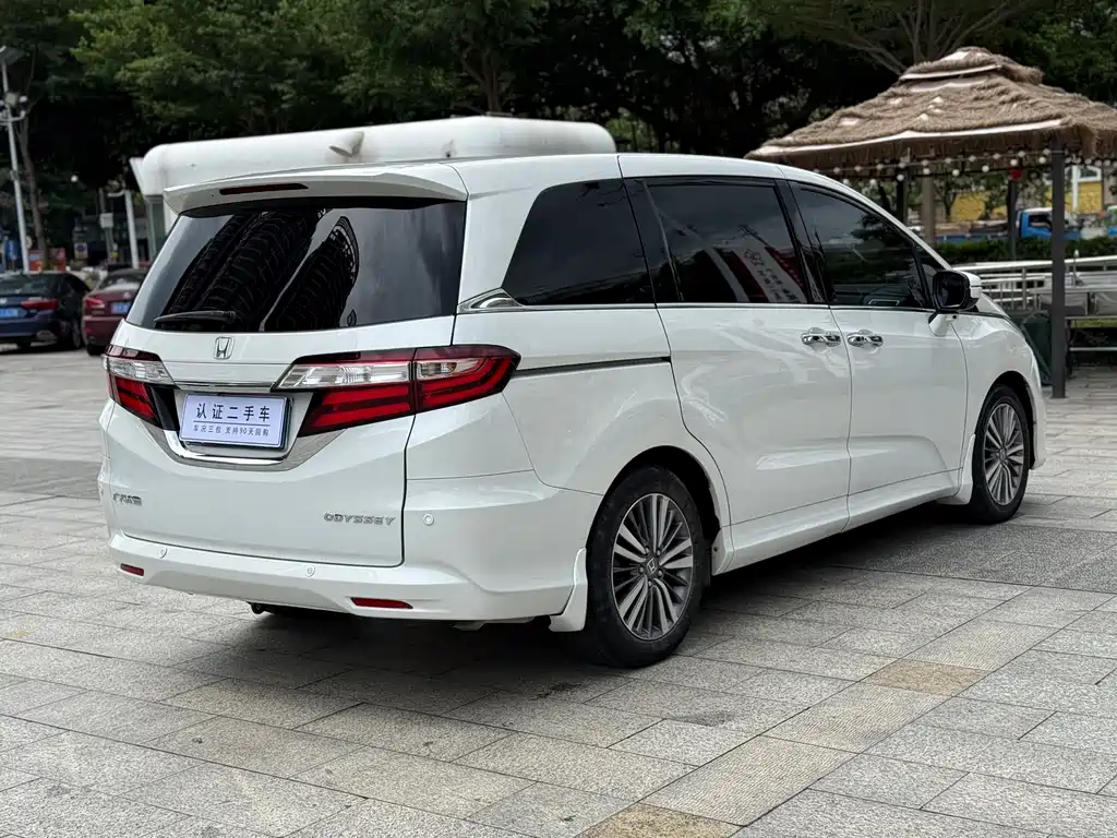 Honda Odyssey 2019 — фото 18