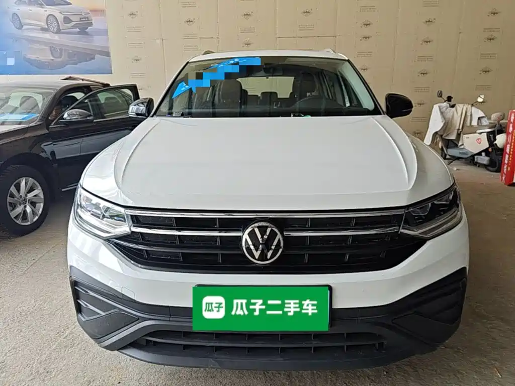 Volkswagen Tiguan L 2024 — фото 3