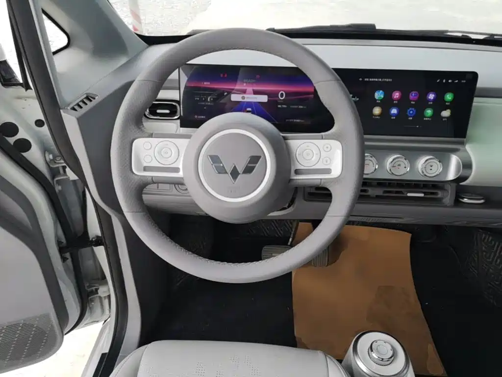 Wuling Air ev Clear Sky 2023 — фото 11