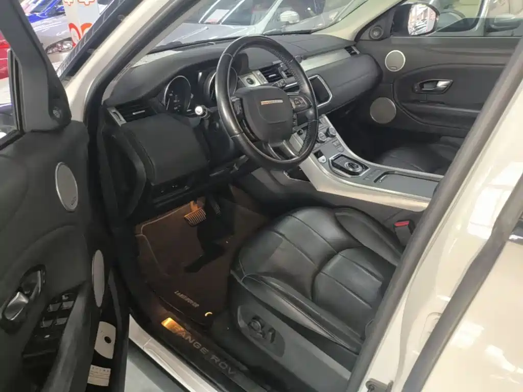 Land Rover Range Rover Evoque 2018 — фото 16