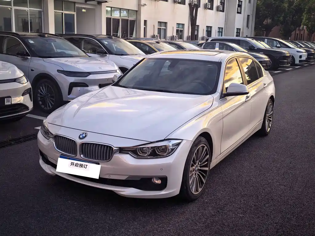 BMW 3 Series 2018 — фото 2
