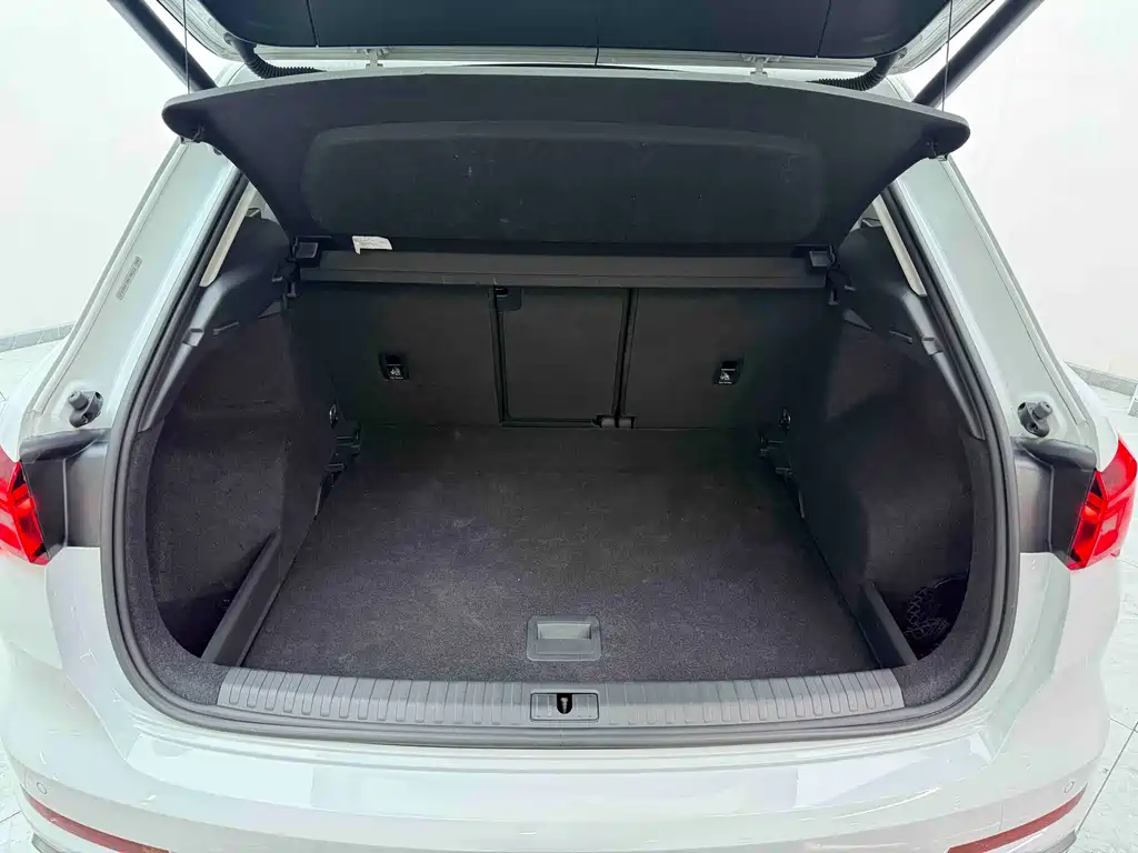 Audi Q3 2022 — фото 18