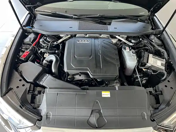 Audi A6L 2023