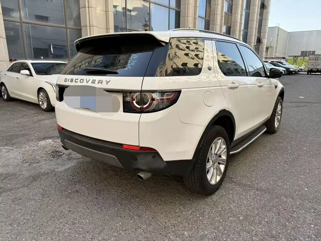 Land Rover Discovery Sport 2016 — фото 8