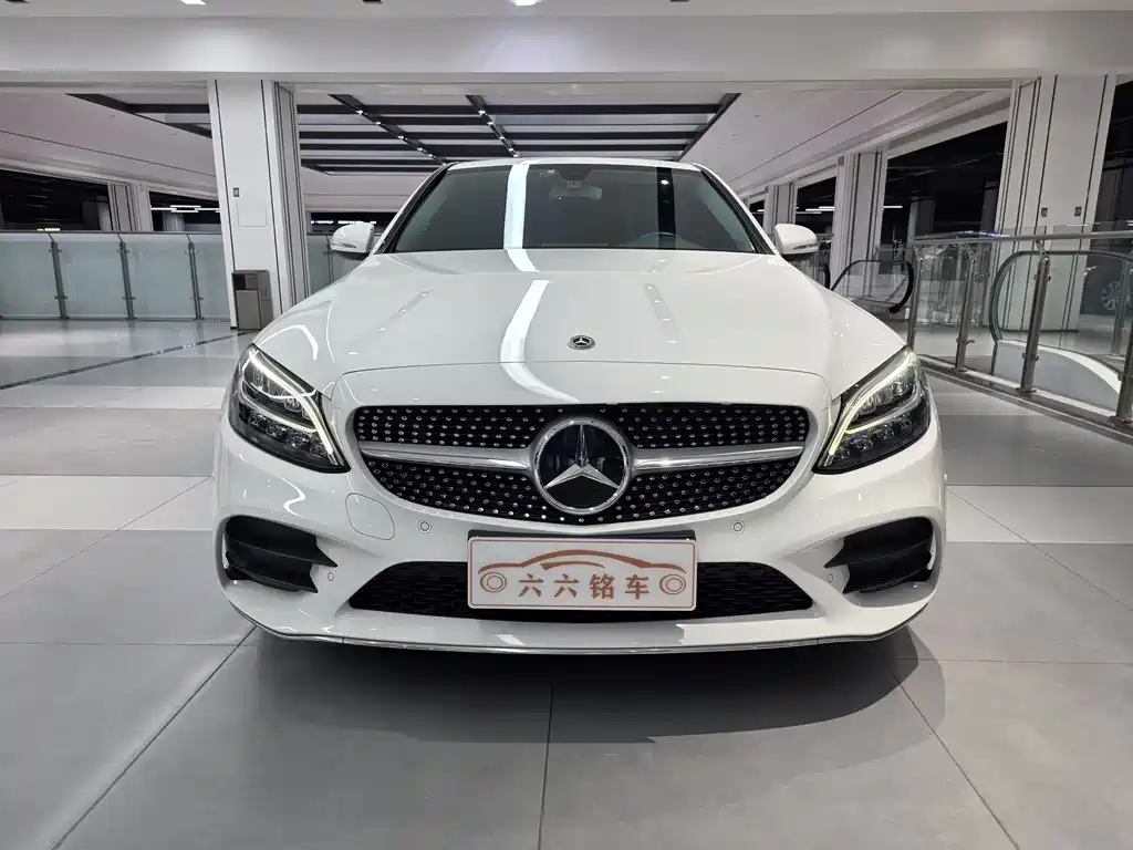 Mercedes-Benz C-Class 2019