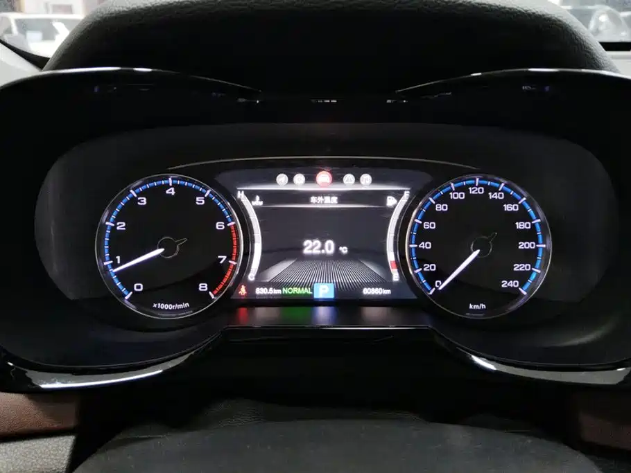 GAC Trumpchi GS8 2017 — фото 14