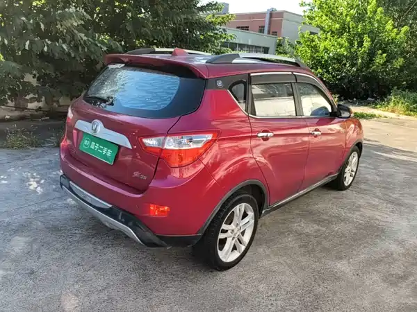 Changan CS35 2015