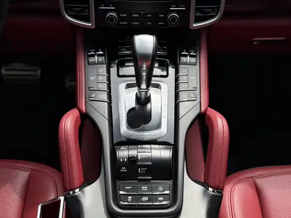 Porsche Cayenne 2017