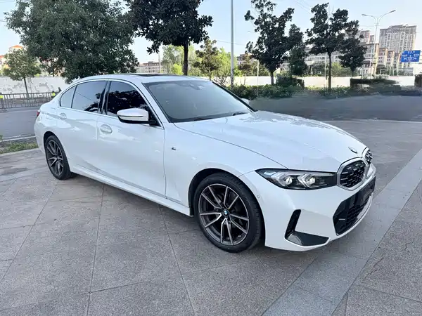 BMW 3 Series 2023