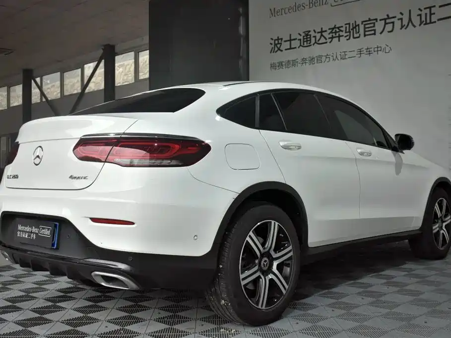 Mercedes-Benz GLC Coupe 2022 — фото 13