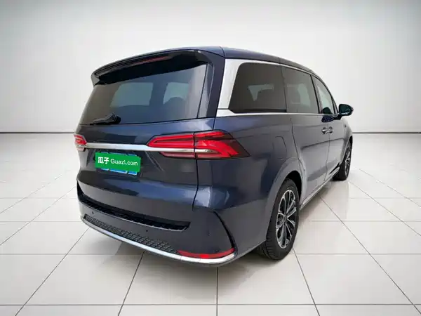 Roewe iMAX8 2020