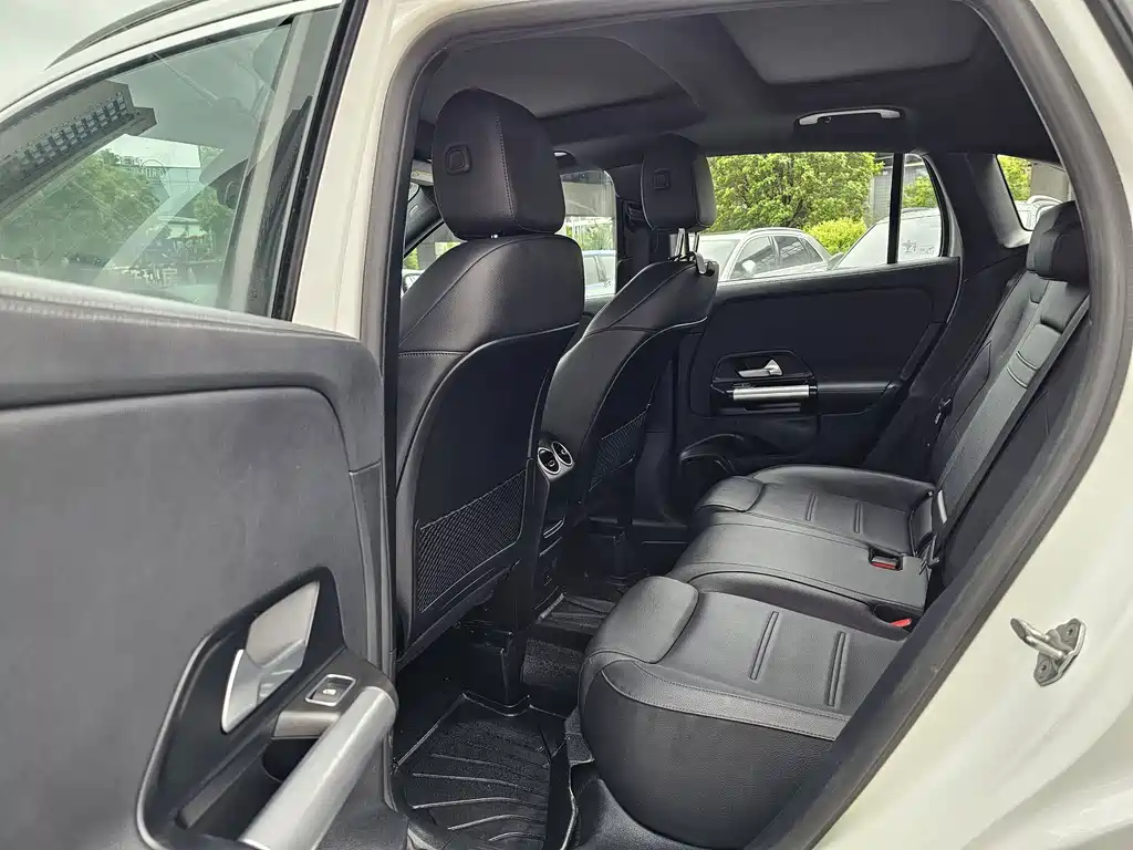 Mercedes-Benz GLA 2022 — фото 5