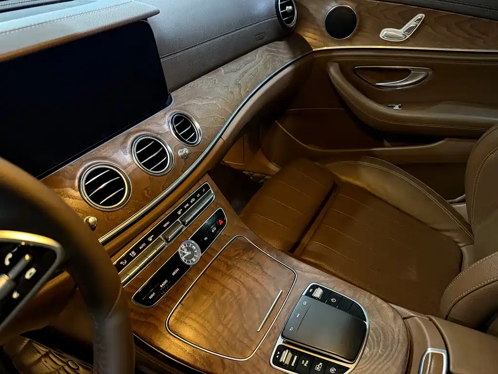 Mercedes-Benz E-Class 2019