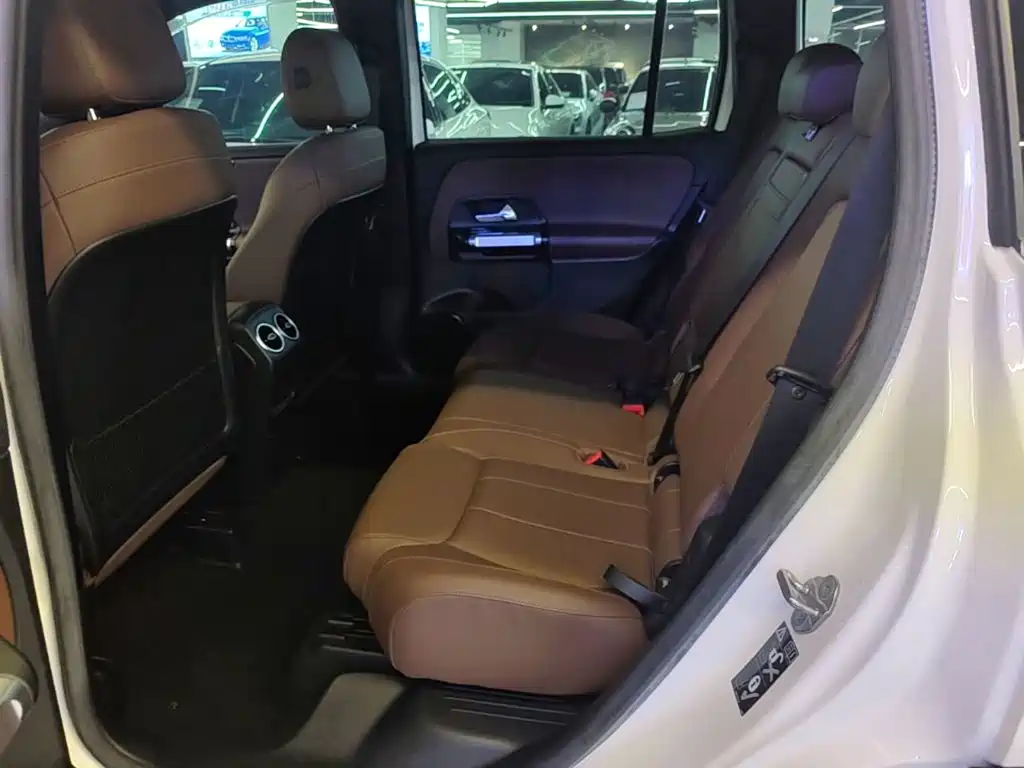 Mercedes-Benz GLB 2020 — фото 17