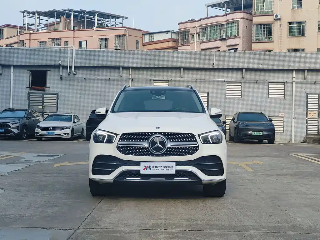 Mercedes-Benz GLE 2020 — фото 2