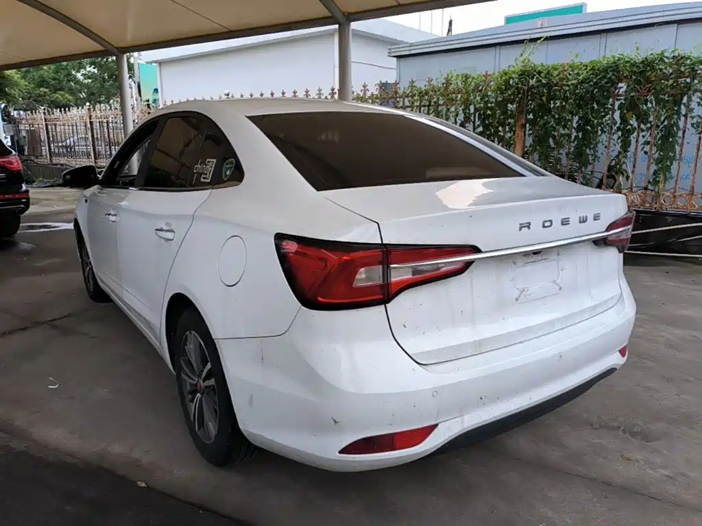 Roewe i5 2019
