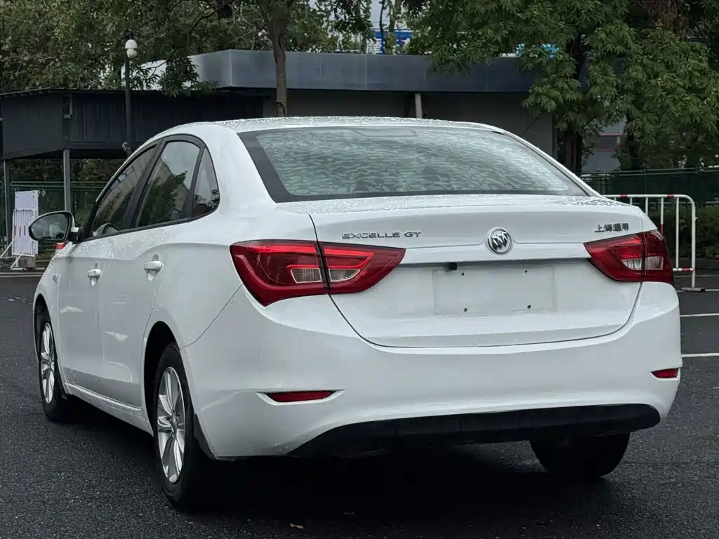 Buick Excelle 2015
