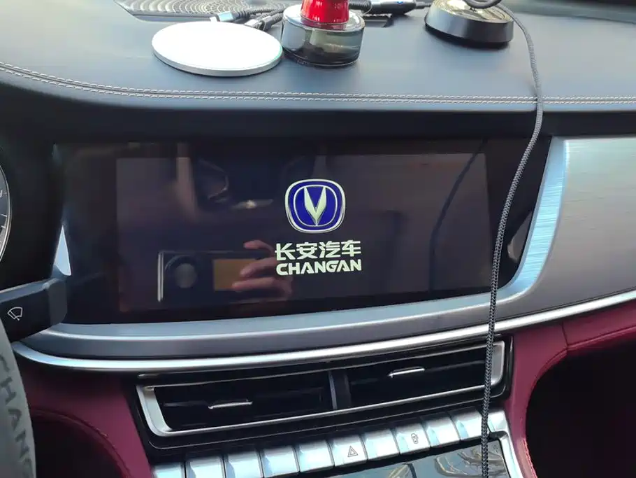 Changan CS85 COUPE 2021 — фото 13