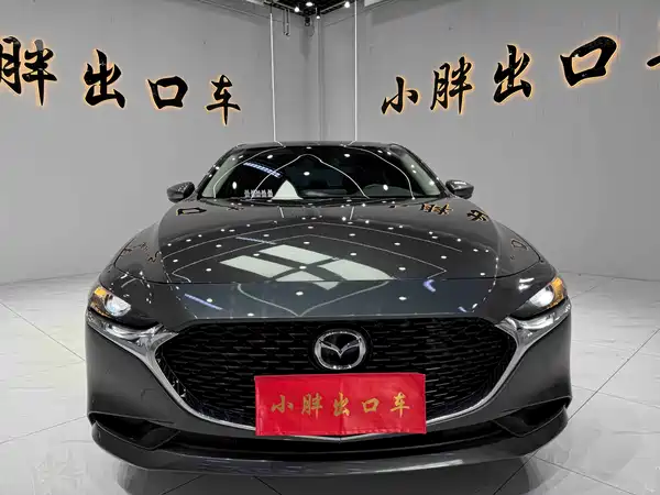 Mazda 3 Axela 2022
