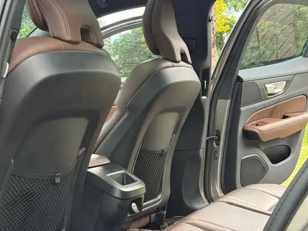 Volvo S60 2021