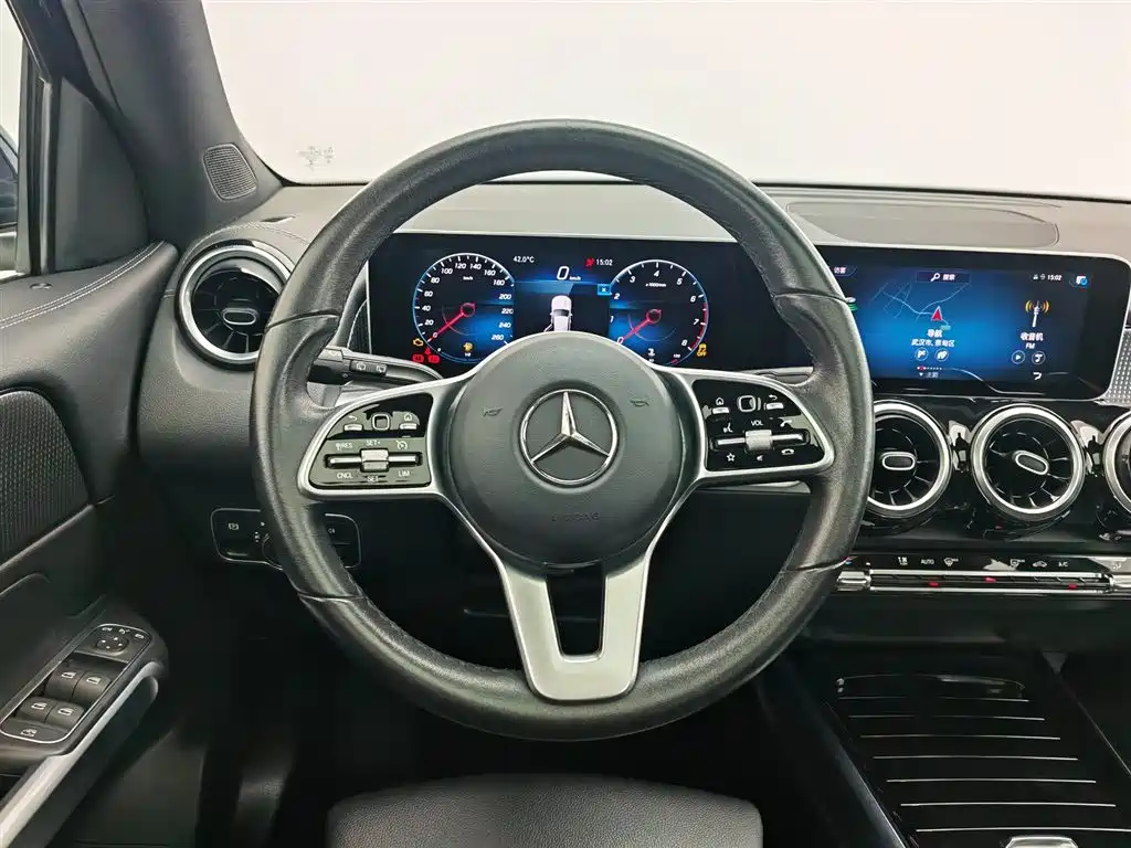 Mercedes-Benz GLB 2020 — фото 11
