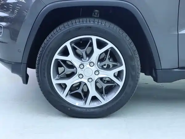Jeep Grand Cherokee 2020