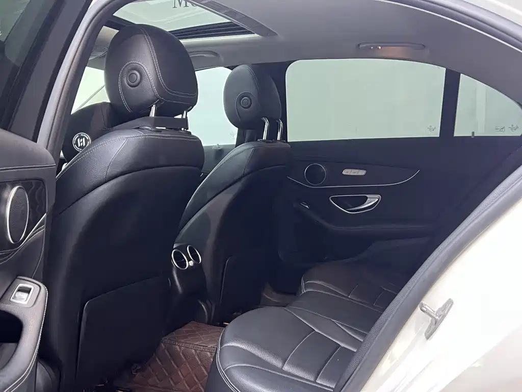 Mercedes-Benz C-Class 2018 — фото 14