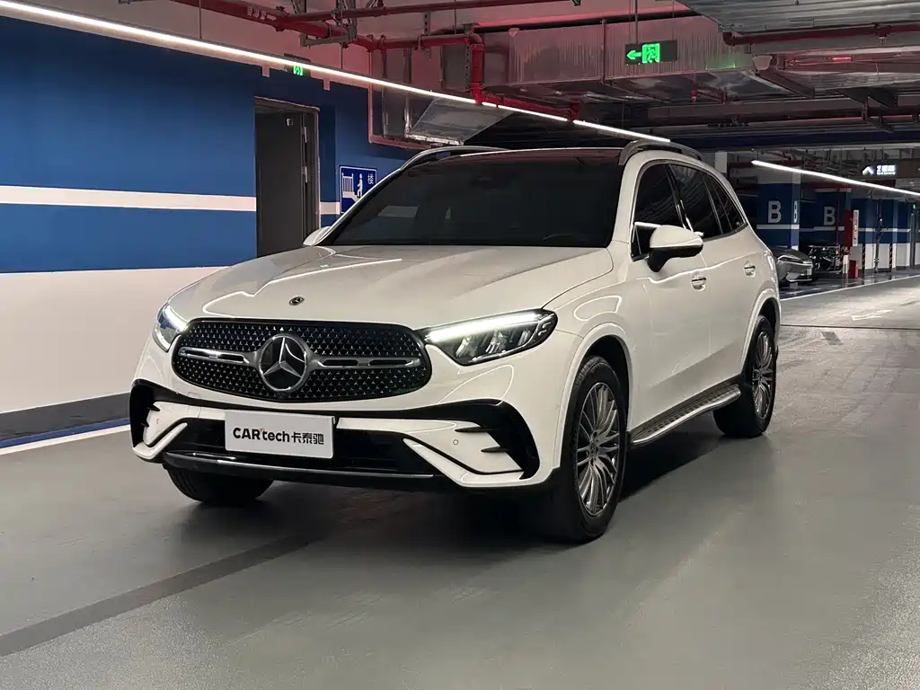 Mercedes-Benz GLC 2023